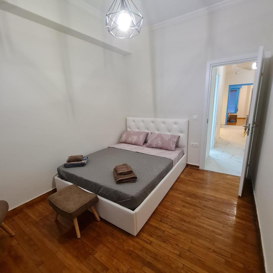 Full Apartment Near Kato Patissia Athen Eksteriør billede
